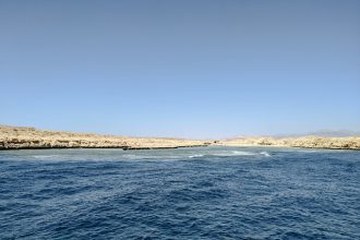 Minesweeper clearing Strait of Hormuz