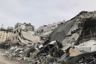 Rescue workers at death toll nears 1,500 in Venezuela twin quakes site