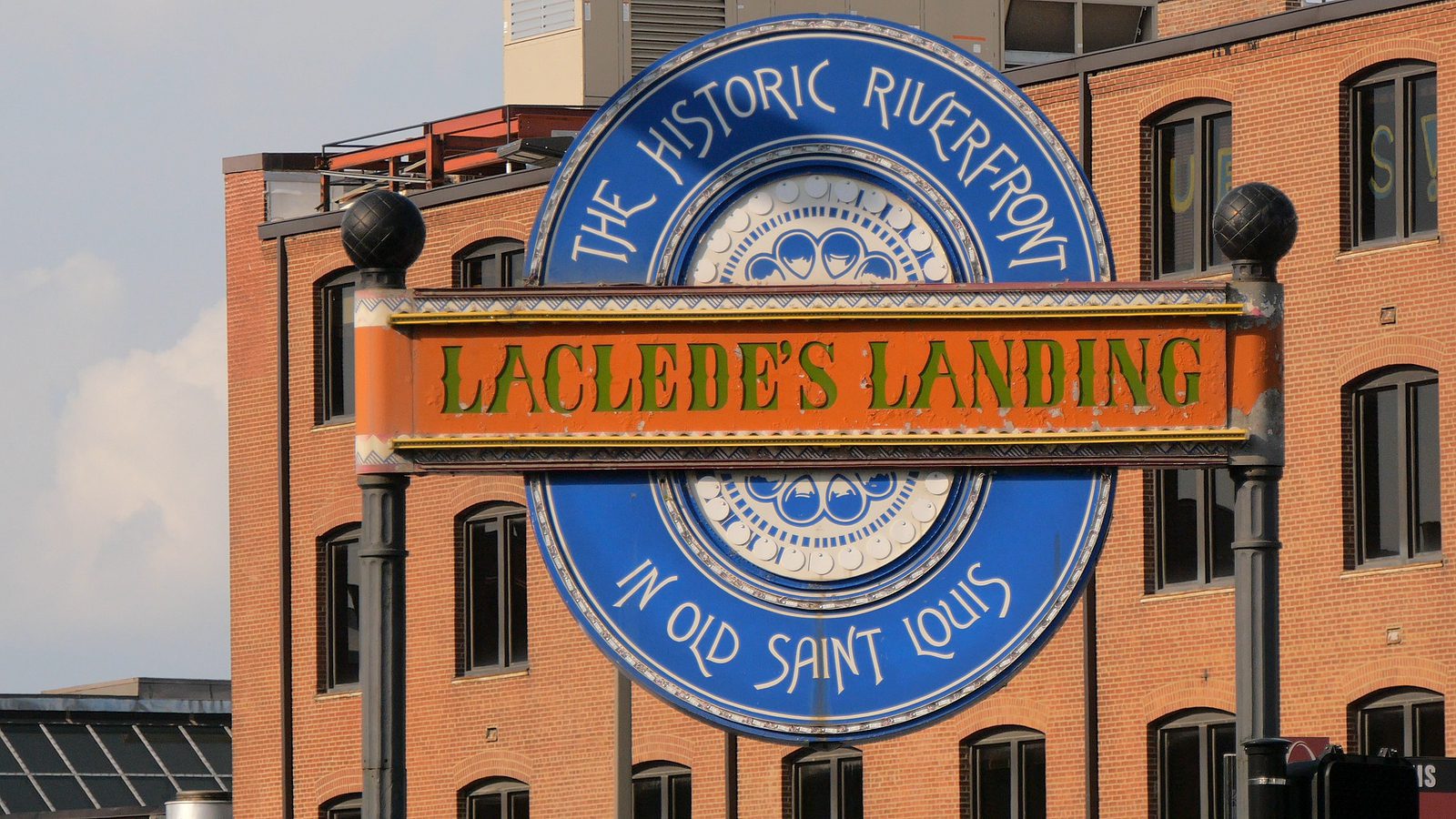 BigStock Lacledes Landing 1